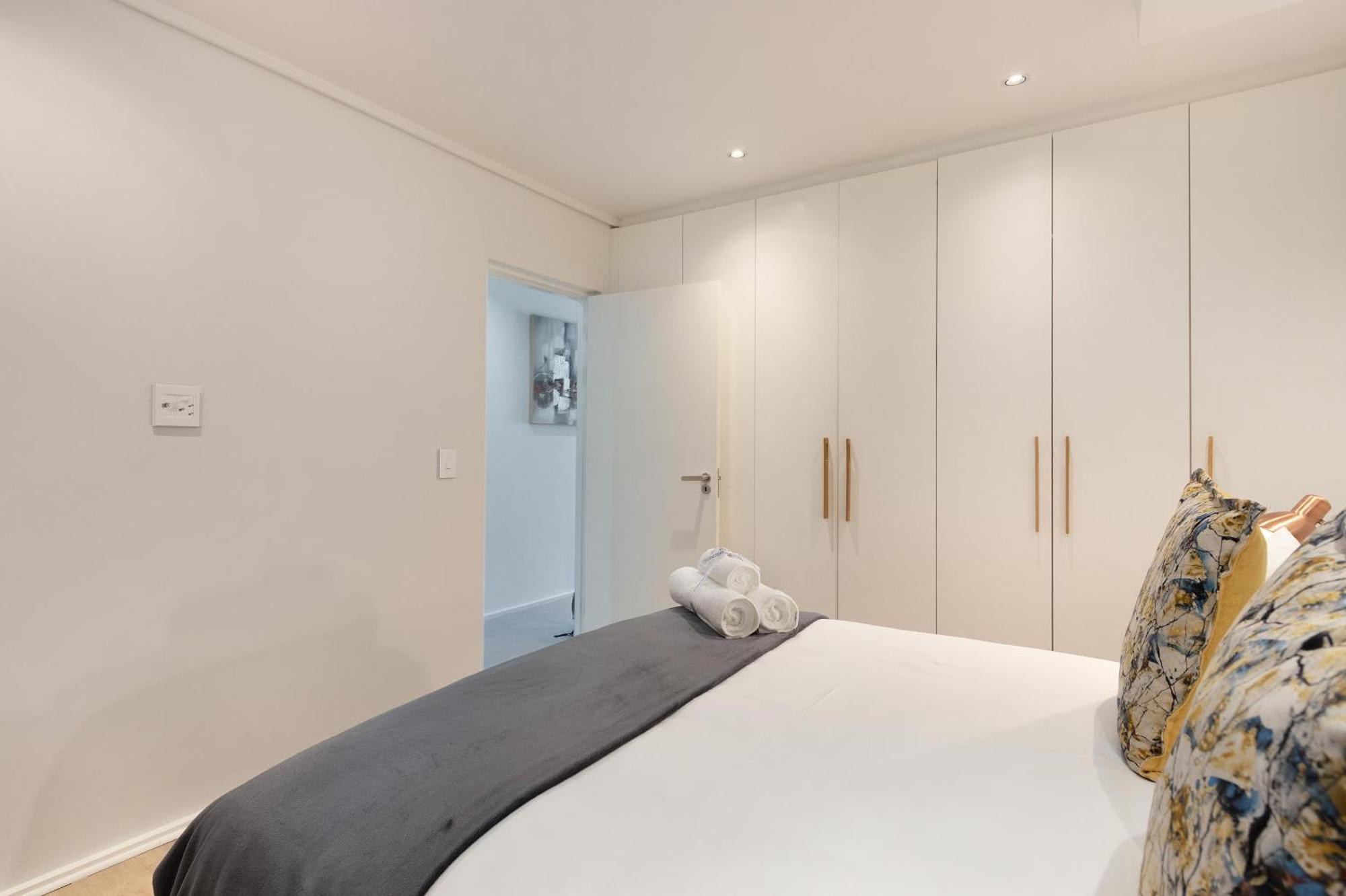The Cosmo Luxury Suites By Totalstay Città del Capo Esterno foto